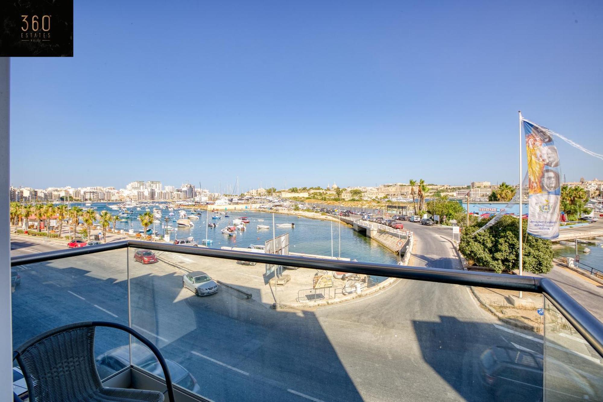 Gzira'S Seashore Stayaway Close To Manuel Island Exterior photo