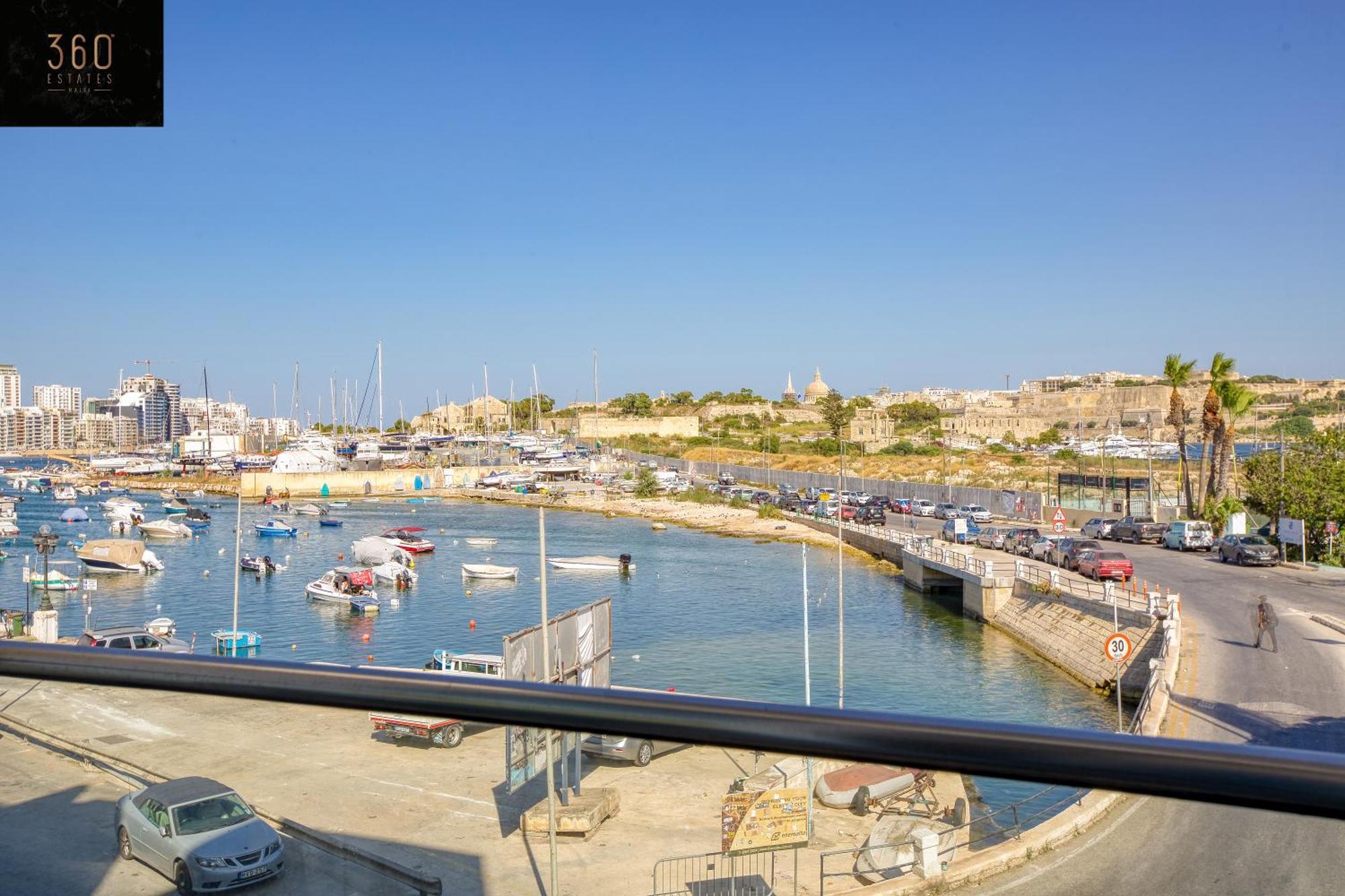 Gzira'S Seashore Stayaway Close To Manuel Island Exterior photo